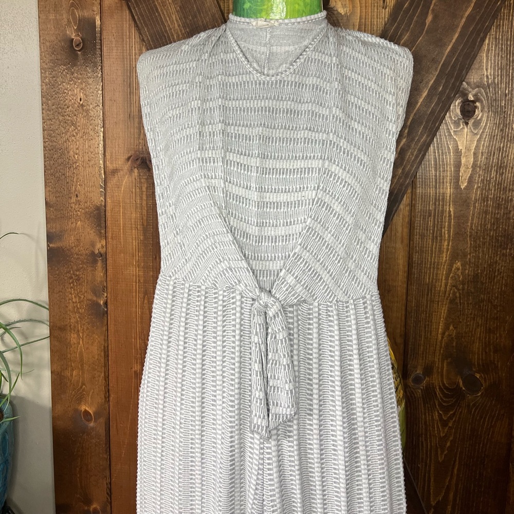 Short Sleeve Romper - Picture 3 of 3